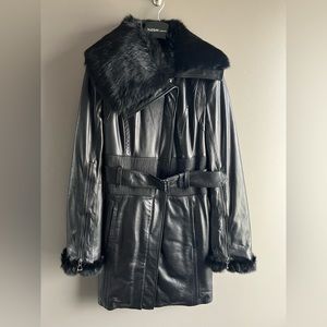 RUDSAK - leather trench coat jacket fur collar- manteau en cuir size small